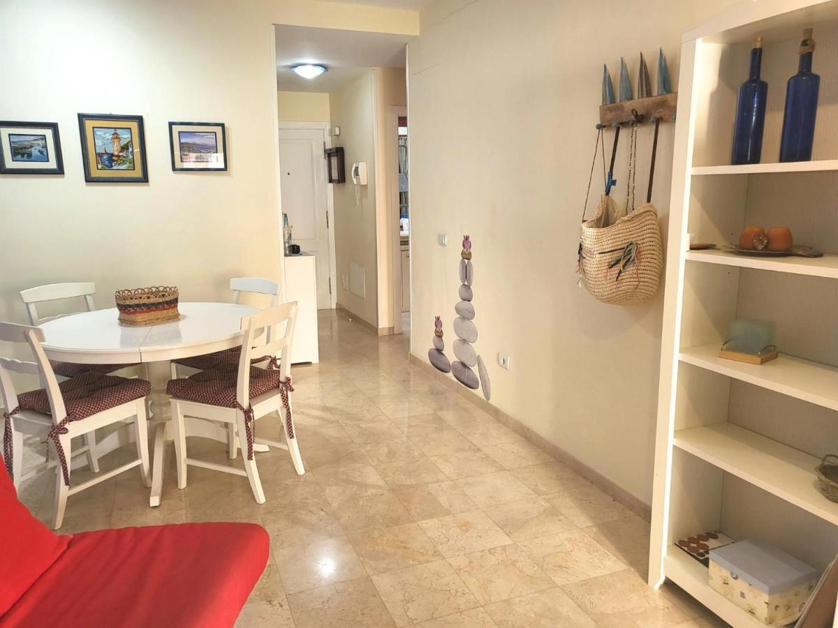 Oasis Palm Mar By Helloapartments ภายนอก รูปภาพ