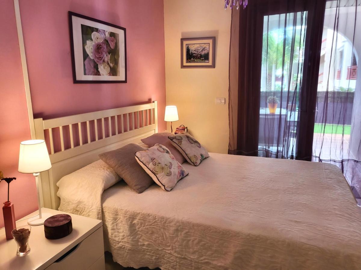 Oasis Palm Mar By Helloapartments ภายนอก รูปภาพ